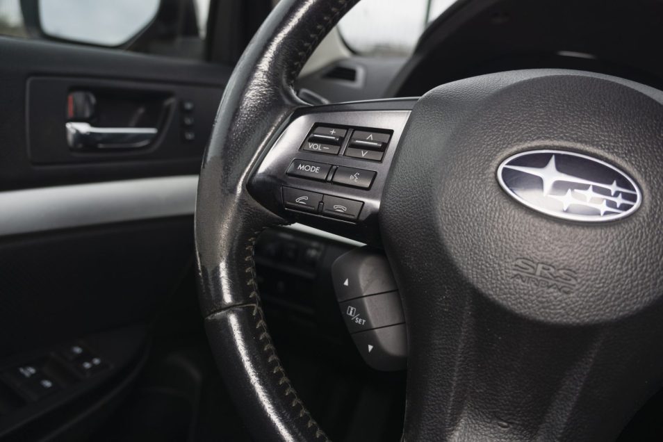 SUBARU LEGACY