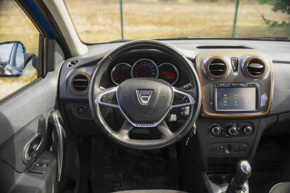 DACIA SANDERO
