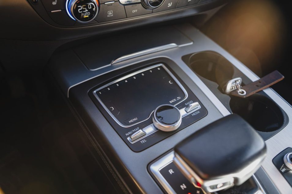 AUDI Q7 S-LINE