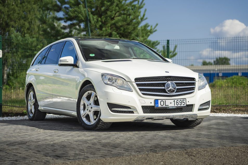 MERCEDES BENZ R350