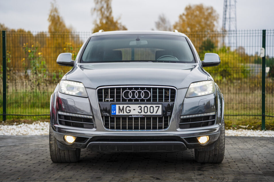 AUDI Q7