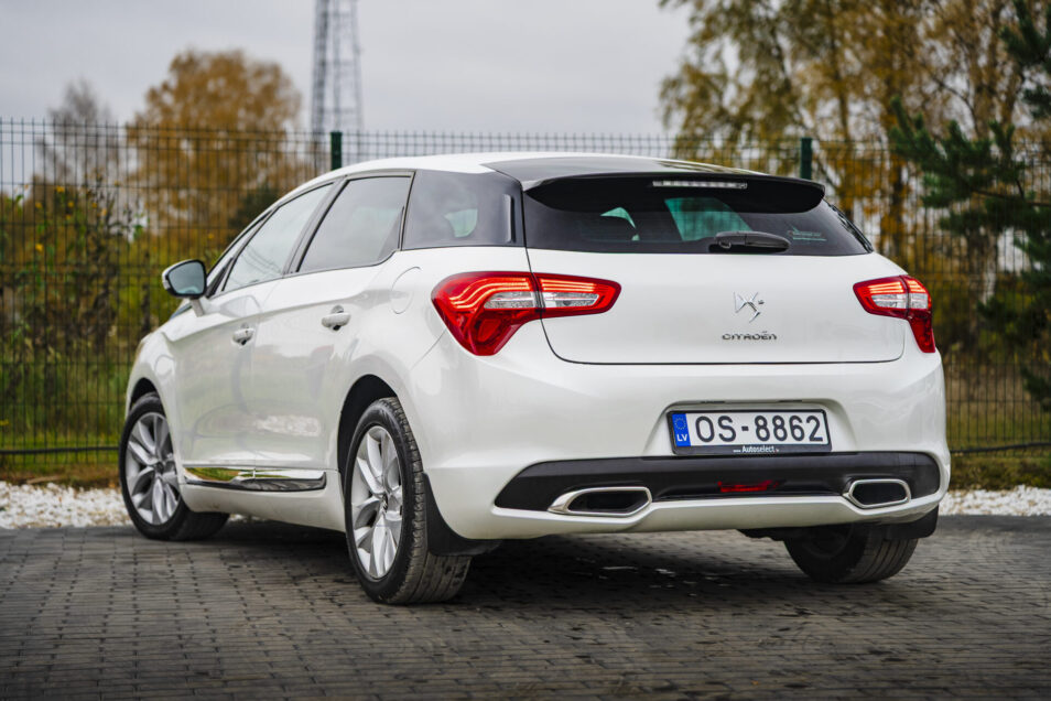 CITROEN DS5