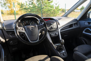 OPEL ZAFIRA TOURER