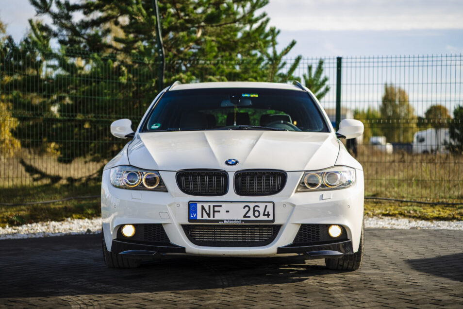 BMW 320 M-PACK FACE-LIFT