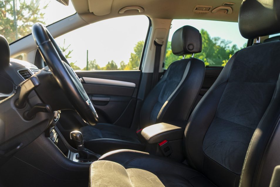 VW SHARAN