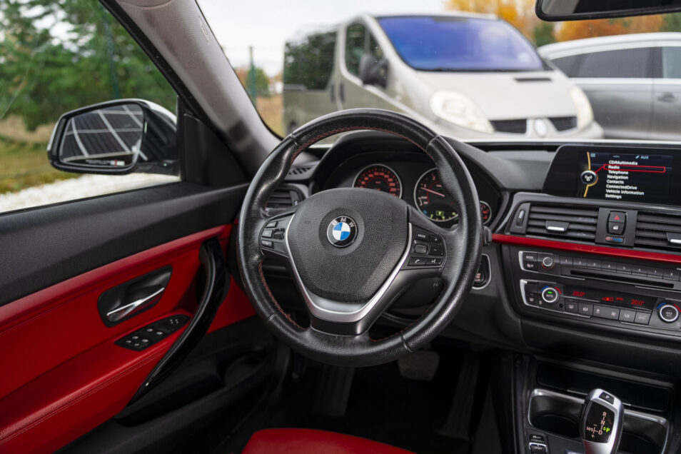 BMW 318 GT