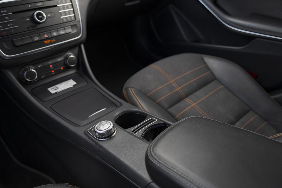 MERCEDES BENZ CLA 220 CDI