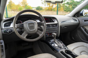 AUDI A4 S-LINE