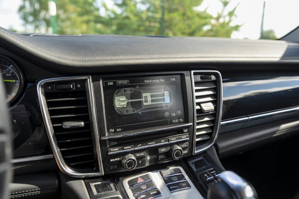 PORSCHE PANAMERA S E-HYBRID