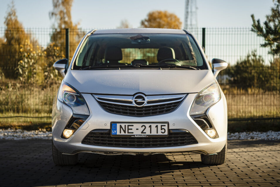 OPEL ZAFIRA TOURER