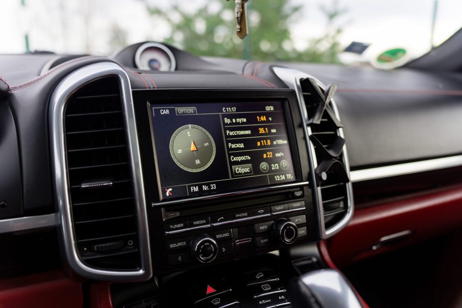 PORSCHE CAYENNE S