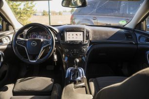 OPEL INSIGNIA SPORTS TOURER SW 4x4
