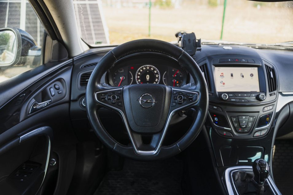 OPEL INSIGNIA SPORTS TOURER SW