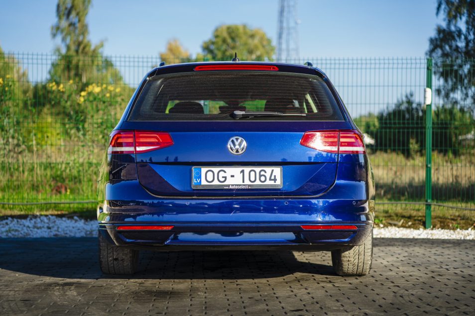 VW PASSAT