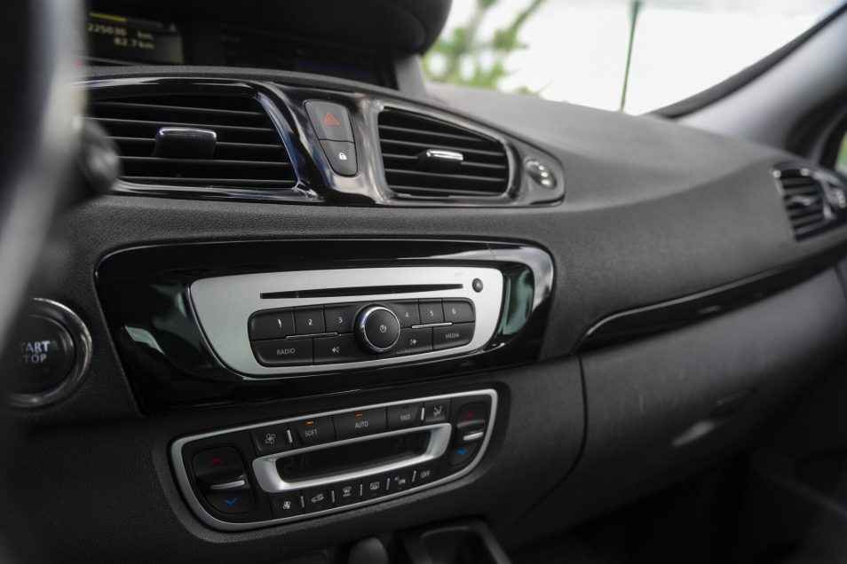 RENAULT MEGANE SCENIC