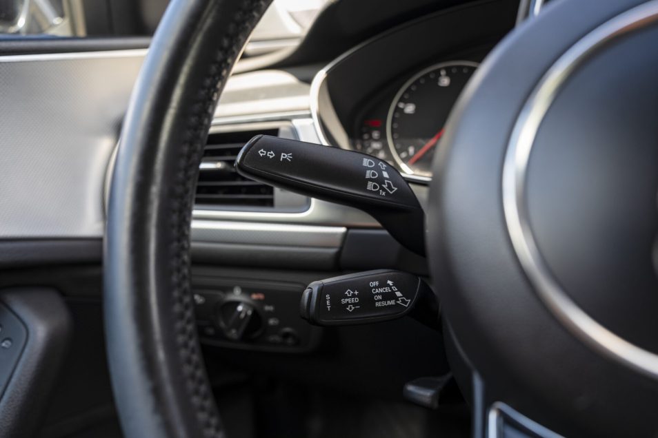 AUDI A6 AVANT QUATTRO