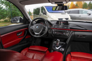 BMW 318 GT