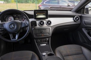 MERCEDES BENZ CLA 220 CDI