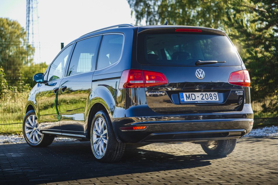 VW SHARAN