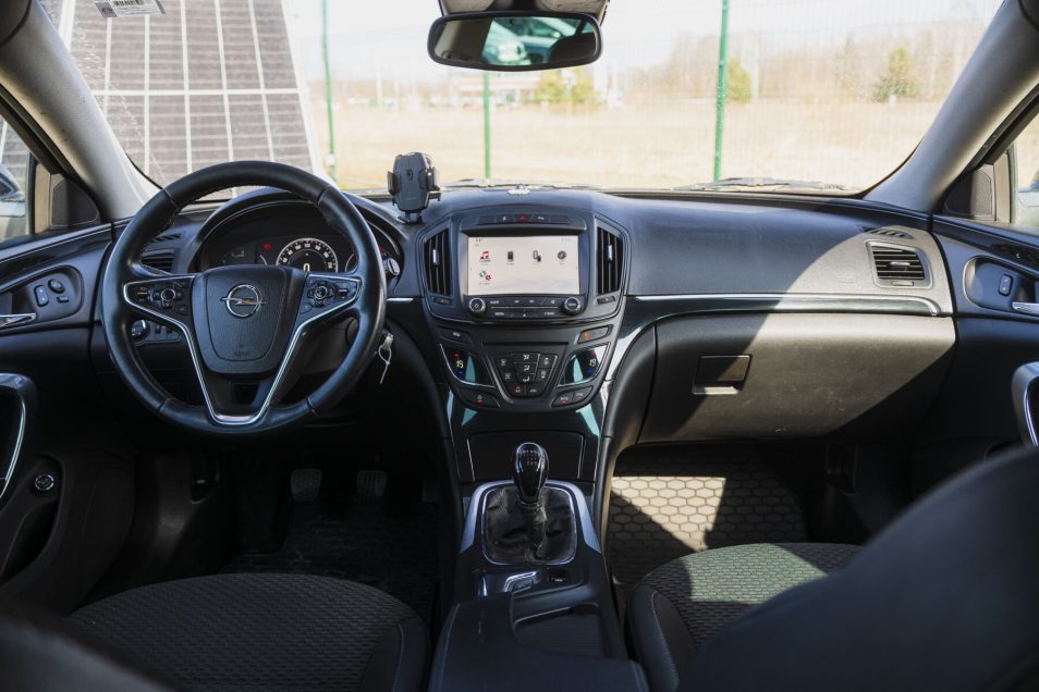 OPEL INSIGNIA SPORTS TOURER SW