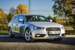 AUDI A4 AVANT