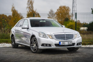 MERCEDES BENZ E 220
