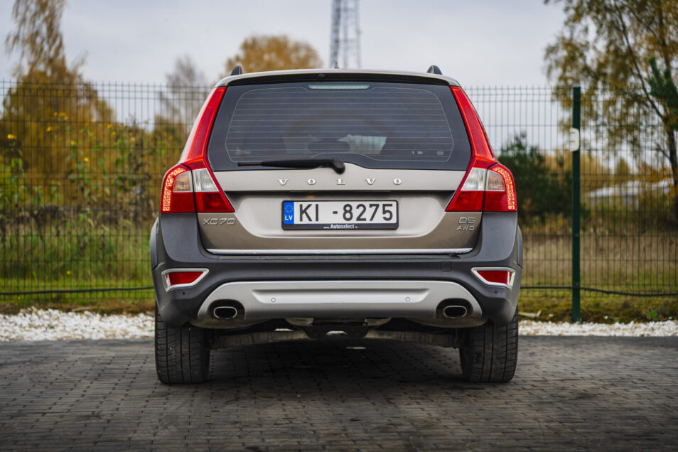VOLVO XC70