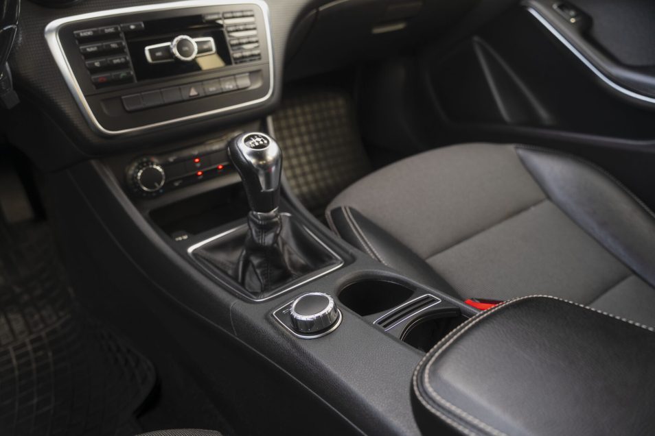 MERCEDES BENZ A180