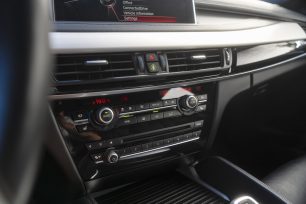 BMW X6 M50D
