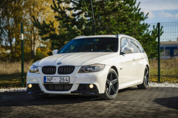 BMW 320 M-PACK FACE-LIFT