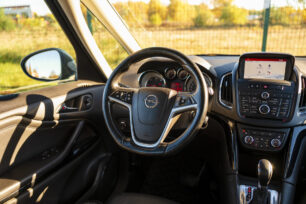 OPEL ZAFIRA TOURER