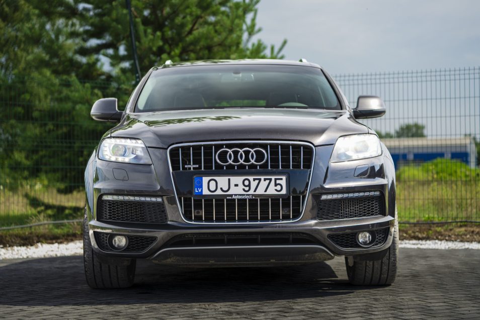 AUDI Q7 S-LINE FACE-LIFT