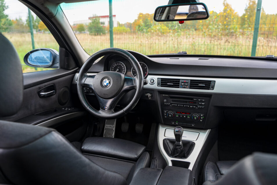 BMW 320