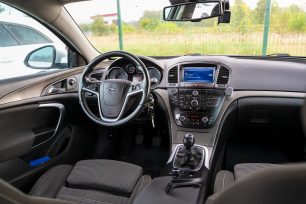 OPEL INSIGNIA SPORTS TOURER