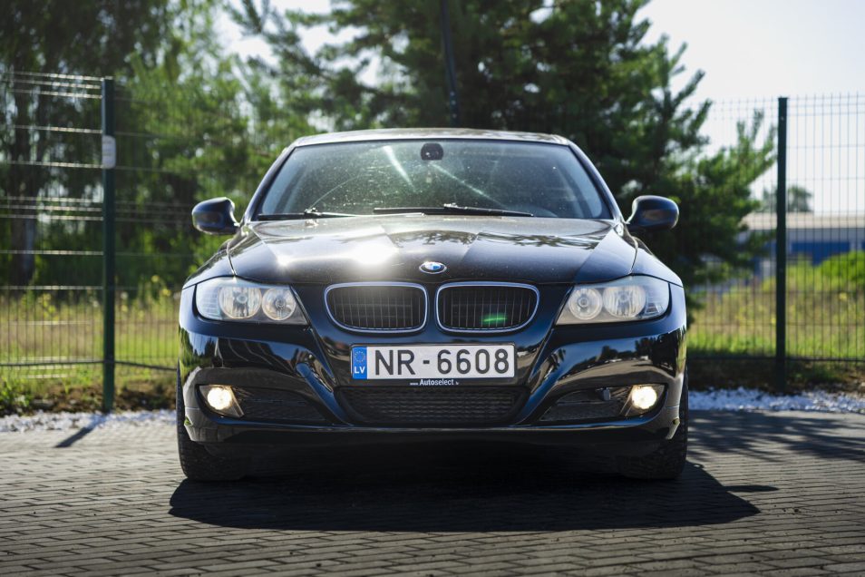 BMW 320