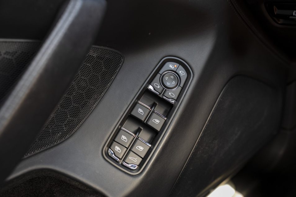 PORSCHE PANAMERA S E-HYBRID