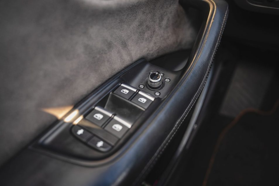 AUDI Q7 S-LINE