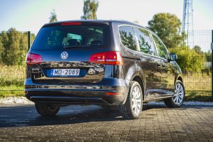 VW SHARAN