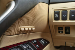 LEXUS IS 220