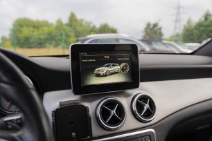 MERCEDES BENZ CLA 220 CDI