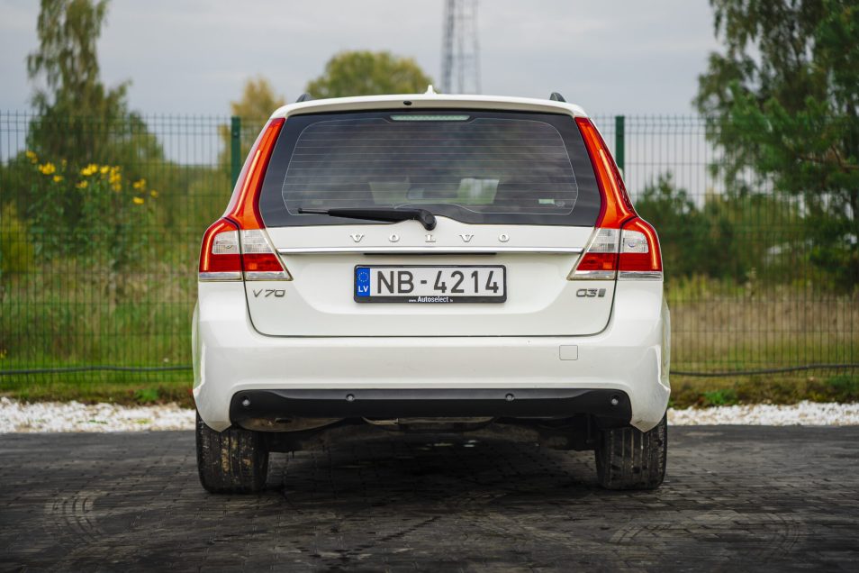 VOLVO V70