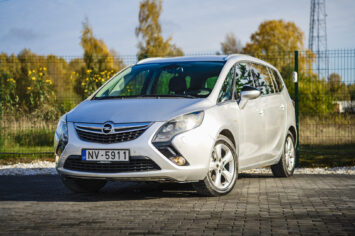 OPEL ZAFIRA TOURER