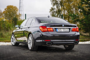 BMW 740 X-DRIVE
