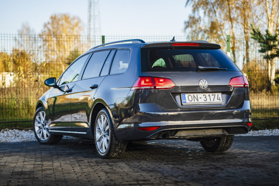 VW GOLF