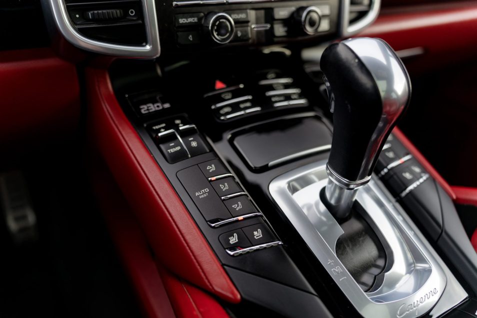 PORSCHE CAYENNE S