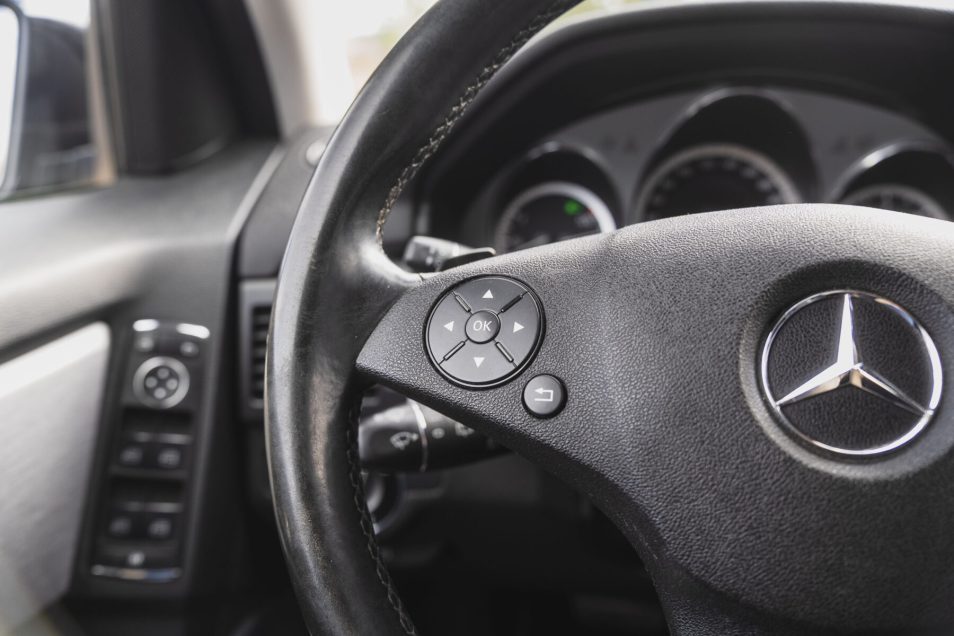 MERCEDES BENZ GLK 220 4MATIC