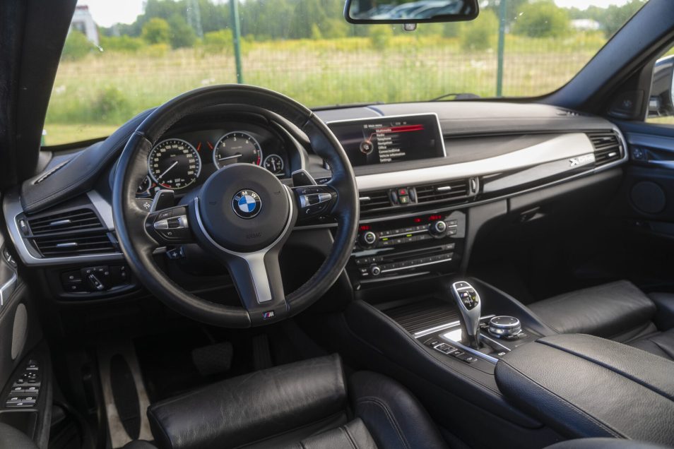 BMW X6 M50D