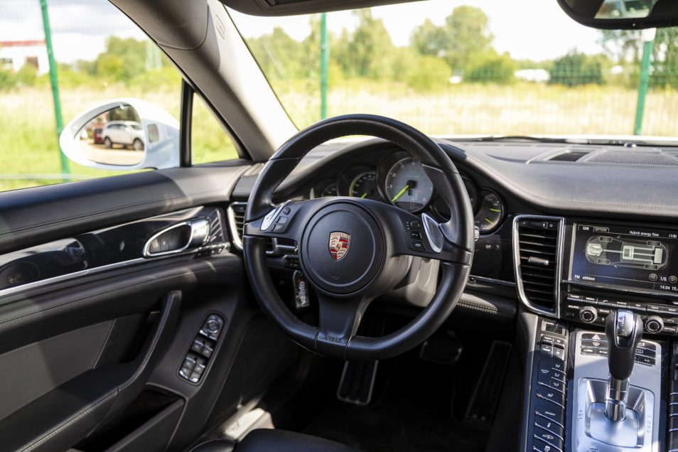 PORSCHE PANAMERA S E-HYBRID