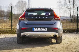VOLVO V40 CROSS COUNTRY