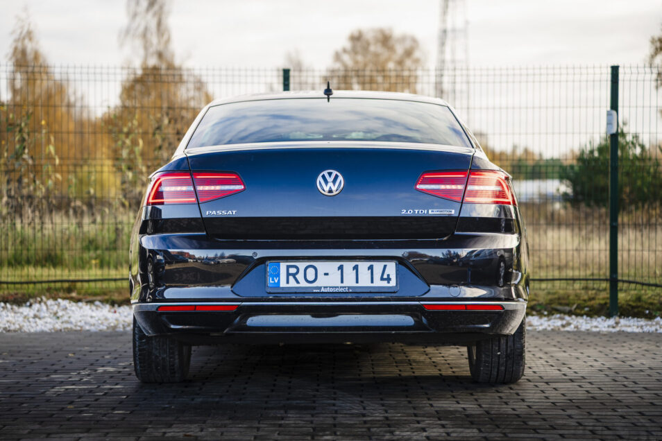 VW PASSAT